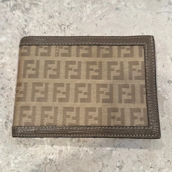 Authentic Vintage Fendi Folding Wallet Leather Interior - Picture 1 of 7